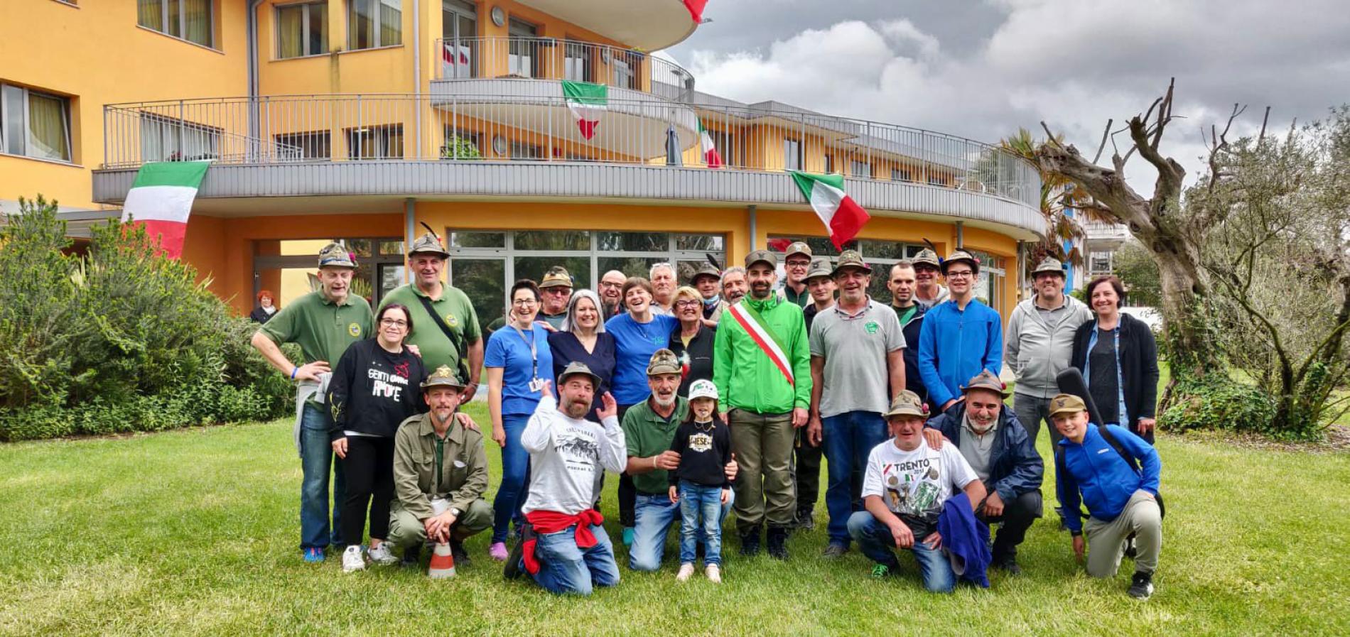 Gli Alpini Di Mirabello Lu Cuccaro E Camagna All Adunata Di Udine