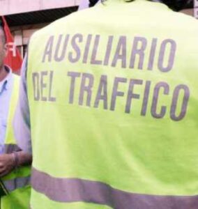 Gli ausiliari del traffico chiedono maggiore sicurezza