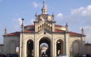 Alessandria: servizi cimiteriali internalizzati, il Comune stanzia 131mila euro per ordine e decoro