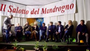 Alessandria, il ‘Salotto’ stasera sarà in piazza