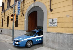 Perseguita la ex, arrestato 40enne