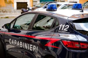 Avevano in auto armi improprie e la refurtiva del furto al Penny