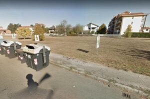 Perché non trasformare quello spazio verde in ‘mini-pista guida per bambini’?