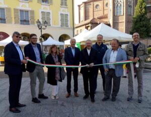 Anche la ‘Pista’ ha il suo mercato agricolo: il taglio del nastro a Borgo  Città Nuova