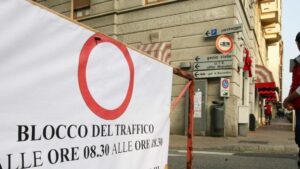 Troppo smog, centro chiuso ai vecchi diesel