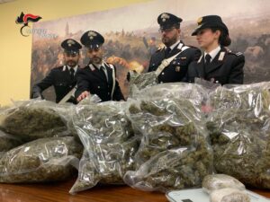 Dieci kg di marijuana in un box di spalto Gamondio, 40enne arrestato