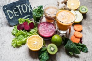 Feste finite, comincia la dieta: i cibi ‘detox’ per tornare in forma