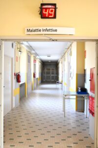 “L’allarme e la richiesta di non pubblicare nulla sui social”