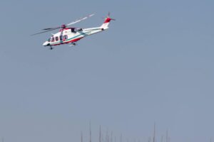 Schianto autonomo, grave un 85enne