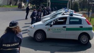 Alessandria: la Municipale e l’omaggio a uno dei suoi uomini in pensione