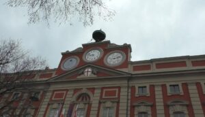 “Sindaco, chiuda supermercati e negozi a Pasqua e Pasquetta”