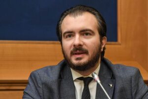 Alle 17 l’intervista in streaming all’onorevole Riccardo Molinari