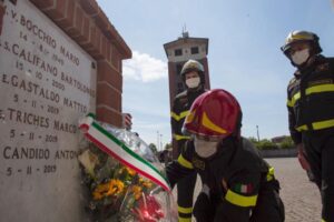 Sei mesi fa la tragedia, commemorazione al Comando dei Vigili del Fuoco