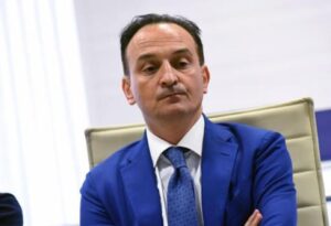 “Il Governo non penalizzi i locali. Più scuola a distanza per aiutare i trasporti“