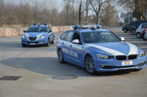 Resistenza, lesioni e fuga in auto dalla polizia: 53enne arrestato