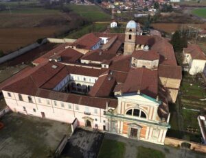 Arte e architettura a Santa Croce, un libro ne racconta la storia