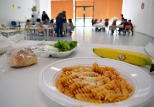 Alessandria, mensa scolastica a Cirfood. Pasti cucinati al Cristo