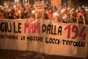Aborto-Ru486, associazioni anti violenza contro la decisione del Consiglio