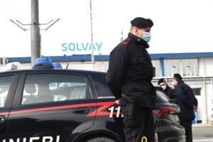 L’inchiesta: i carabinieri del Noe alla Solvay