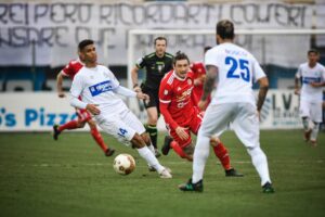 Pergo con Morello, Grigi al completo