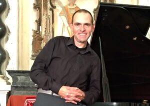 “Scaramouche”: concerto per due pianoforti