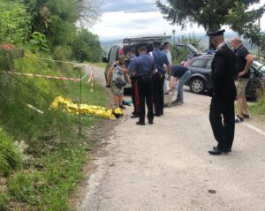 Muore folgorato, ecco chi è la vittima
