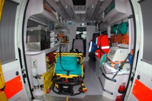 Alessandria, investita davanti alla stazione
