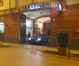 Alessandria: durante la lite spunta il coltello, un ferito