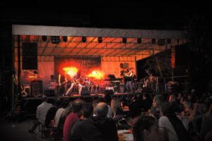 Tre giorni di musica, buon cibo e festa al Villaforte Festival