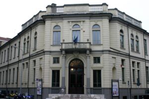 Alessandria, classi fredde al ‘Saluzzo’ e al ‘Plana’: studenti a casa
