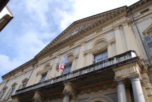 Ospedale, nuove regole di accesso. Per i visitatori resta il Green Pass