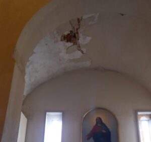 Santa Maria di Castello: si stanno spostando gli arredi sacri