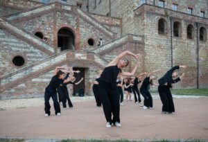 Danza, marionette e pittura: appuntamenti per tutte le età