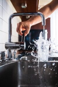 Pfas nell’acqua potabile? Non ce n’è a Spinetta, sì nel Tortonese
