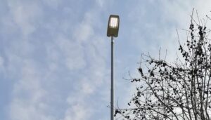 Castelceriolo, luci accese anche di giorno per lavori