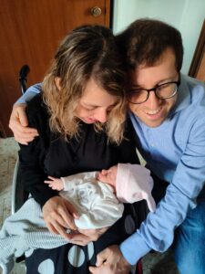 «Io, nata prematura e costretta in carrozzina, ho partorito grazie a chi mi ha detto: ‘Si può’»