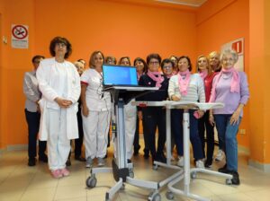 Bios dona 20 tavoli servitori e un Pc al reparto di Oncologia