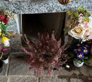 “Rubata la lapide di famiglia al cimitero di Alessandria”