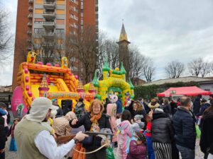 Senza la sfilata, ma con il pienone: piace il Carnevale al Cristo