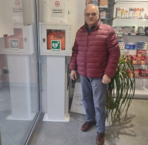 Valmadonna Insieme dona un defibrillatore per la comunità