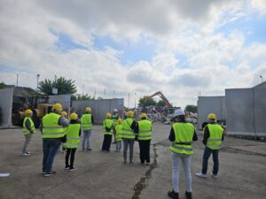 Oltre 200 visitatori all’Open day Aral: “Così spieghiamo il ciclo dei rifiuti”