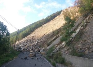 Carrega Ligure isolata: “La Regione intervenga, serve una galleria artificiale”
