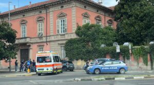 Alessandria: 32enne a terra priva di conoscenza, scattano i soccorsi