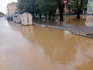 Maltempo: chiusa via Genova a Spinetta per l’esondazione del Lovassina. Forti disagi in Alta Valle Bormida