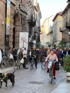 Memoria e orgoglio, pedalando: il Maino Day è un successo