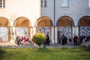 “Tracce sulla sabbia sospese”: prorogata la mostra fotografica ad Alessandria