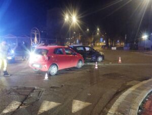Alessandria: scontro all’incrocio, automobilisti illesi