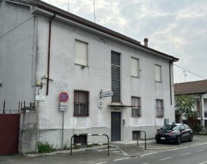 Alessandria: aggredisce moglie e Carabinieri davanti ai figli, arrestato